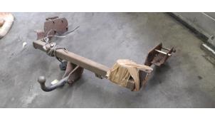 Begagnade Dragkrok Mitsubishi Pajero Hardtop (V6/7) 3.2 DI-D 16V Long Pris € 75,00 Marginaltabell erbjuds av Poolman autodemontage