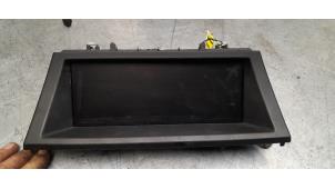 Używane Wyswietlacz wewnetrzny BMW X5 (E70) 4.8i V8 32V Cena € 99,00 Procedura marży oferowane przez Poolman autodemontage