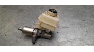 Używane Glówny cylinder hamulcowy BMW X5 (E70) 4.8i V8 32V Cena € 40,00 Procedura marży oferowane przez Poolman autodemontage