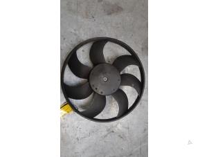 Gebruikte Koelvin Opel Meriva Mk.I 1.6 16V Prijs € 30,00 Margeregeling aangeboden door Poolman autodemontage