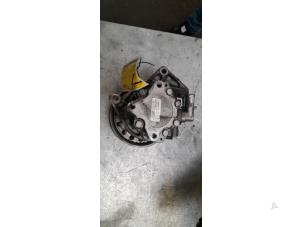 Gebruikte Stuurpomp Volvo XC90 I 3.2 24V Prijs € 65,00 Margeregeling aangeboden door Poolman autodemontage