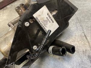 Gebruikte Standkachel Volvo V60 I (FW/GW) 2.4 D6 20V AWD Twin Engine Plug-in Hybrid Prijs € 75,00 Margeregeling aangeboden door Poolman autodemontage