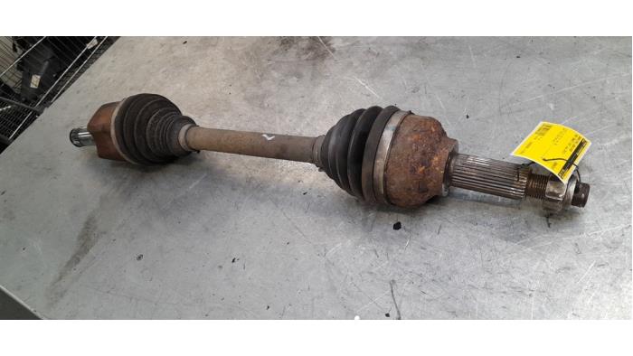 Drivaxel, vänster fram från en Ford Transit Custom 2.2 TDCi 16V 2013