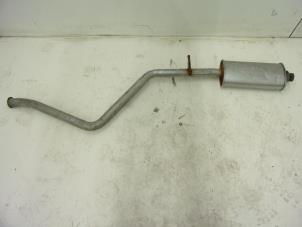 Używane Tlumik srodkowy Peugeot 306 Break (7E) 1.8i XT,ST Cena € 30,00 Procedura marży oferowane przez Autorecycling Reuvers B.V.