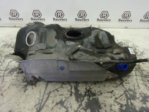 Gebruikte Tank Opel Astra J (PC6/PD6/PE6/PF6) 1.3 CDTI 16V EcoFlex Prijs € 90,00 Margeregeling aangeboden door Autorecycling Reuvers B.V.