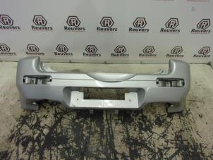 Używane Zderzak tylny Daihatsu Terios (J1) 1.3 16V DVVT 4x2 Cena € 50,00 Procedura marży oferowane przez Autorecycling Reuvers B.V.