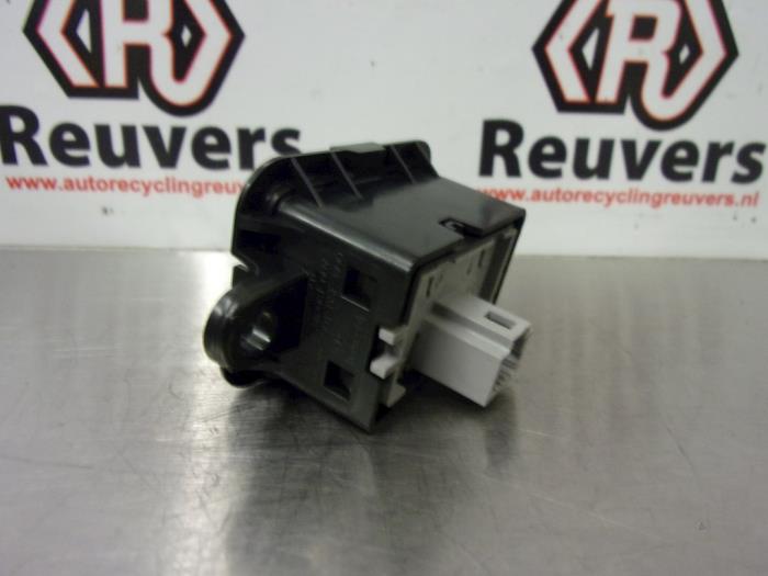 Tempomaat Bediening van een Renault Megane III Grandtour (KZ) 1.5 dCi 110 2010