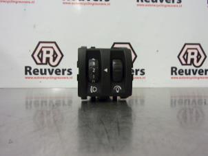 Begagnade Brytare, AIH strålkastare Renault Megane III Grandtour (KZ) 1.5 dCi 110 Pris € 10,00 Marginaltabell erbjuds av Autorecycling Reuvers B.V.