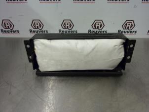 Begagnade Höger airbag (instrumentbräda) Opel Frontera (6B) 3.2 V6 24V Pris € 75,00 Marginaltabell erbjuds av Autorecycling Reuvers B.V.