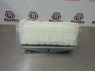 Używane Poduszka powietrzna prawa (deska rozdzielcza) Citroen C4 Picasso (UD/UE/UF) 1.6 HDiF 16V 110 Cena € 50,00 Procedura marży oferowane przez Autorecycling Reuvers B.V.