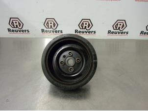 Gebruikte Krukas Poelie Volkswagen Golf V Variant (1K5) 1.9 TDI Prijs € 20,00 Margeregeling aangeboden door Autorecycling Reuvers B.V.