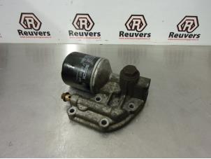 Gebruikte Oliefilterhuis Saab 900 II (YS3D) 2.3 S,SE 16V Prijs € 25,00 Margeregeling aangeboden door Autorecycling Reuvers B.V.