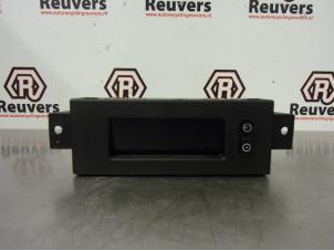 Używane Zegar Opel Corsa D 1.4 16V Twinport Cena € 20,00 Procedura marży oferowane przez Autorecycling Reuvers B.V.