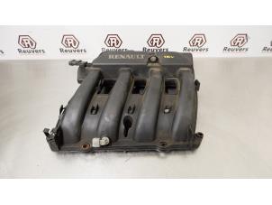 Gebruikte Inlaatspruitstuk Dacia Logan MCV (KS) 1.6 16V Prijs € 25,00 Margeregeling aangeboden door Autorecycling Reuvers B.V.