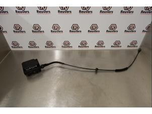 Begagnade Farthållare Kia Sorento I (JC) 2.4 16V Pris € 50,00 Marginaltabell erbjuds av Autorecycling Reuvers B.V.