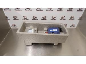 Begagnade Verktygssats Chevrolet Aveo 1.3 D 16V Pris € 50,00 Marginaltabell erbjuds av Autorecycling Reuvers B.V.