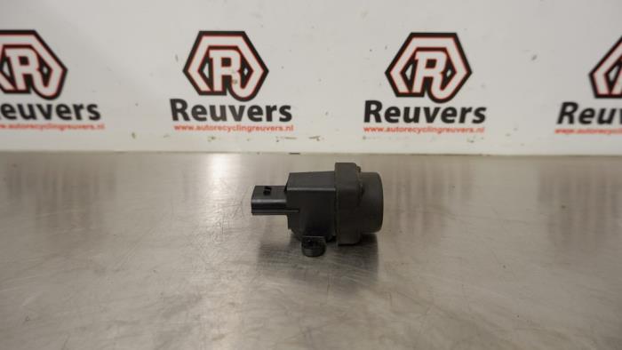 Brytare från en Honda Jazz (GD/GE2/GE3) 1.3 i-Dsi 2002