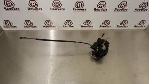 Gebruikte Portierslot Mechaniek 4Deurs links-achter Opel Insignia 2.0 CDTI 16V 160 Ecotec Prijs € 30,00 Margeregeling aangeboden door Autorecycling Reuvers B.V.