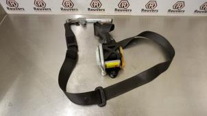 Gebruikte Veiligheidsgordel rechts-voor Opel Insignia 2.0 CDTI 16V 160 Ecotec Prijs € 50,00 Margeregeling aangeboden door Autorecycling Reuvers B.V.