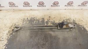 Begagnade Torkarmotor + mekanism Renault Modus/Grand Modus (JP) 1.2 16V Pris € 35,00 Marginaltabell erbjuds av Autorecycling Reuvers B.V.