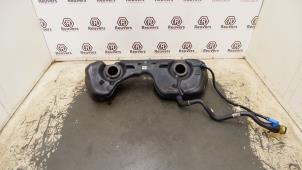 Gebruikte Tank BMW 1 serie (E87/87N) 116i 1.6 16V Prijs € 75,00 Margeregeling aangeboden door Autorecycling Reuvers B.V.