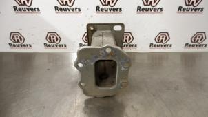 Używane Belka podwozia przednia Kia Pro cee'd (EDB3) 1.6 CVVT 16V Cena € 20,00 Procedura marży oferowane przez Autorecycling Reuvers B.V.