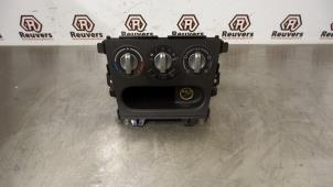 Używane Panel sterowania nagrzewnicy Opel Agila (B) 1.2 16V Cena € 25,00 Procedura marży oferowane przez Autorecycling Reuvers B.V.