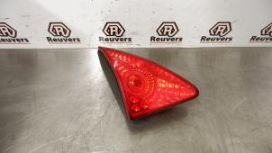 Gebruikte Achterlicht links Peugeot 3008 I (0U/HU) 1.6 16V THP 155 Prijs € 25,00 Margeregeling aangeboden door Autorecycling Reuvers B.V.