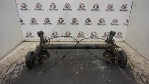 Begagnade Bakre drivaxel Mitsubishi Space Star (A0) 1.0 12V Pris € 150,00 Marginaltabell erbjuds av Autorecycling Reuvers B.V.