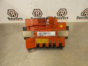 Używane Rozdzielacz przeplywu BMW 3 serie Touring (E91) 318i 16V Cena € 20,00 Procedura marży oferowane przez Autorecycling Reuvers B.V.