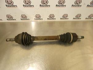 Gebruikte Steekas links-voor Peugeot 207/207+ (WA/WC/WM) 1.6 HDi 16V Prijs € 35,00 Margeregeling aangeboden door Autorecycling Reuvers B.V.