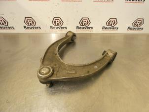 Begagnade Främre övre gaffelben, vänster BMW 7 serie (F01/02/03/04) Active Hybrid V8 32V Pris € 30,00 Marginaltabell erbjuds av Autorecycling Reuvers B.V.