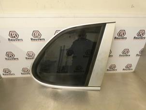 Begagnade Extra fönster, 4-dörrars, höger Porsche Cayenne (9PA) 3.2 V6 24V Pris € 50,00 Marginaltabell erbjuds av Autorecycling Reuvers B.V.