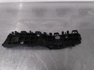 Gebruikte Bumpersteun links-achter Suzuki Splash 1.2 16V LPG Prijs € 15,00 Margeregeling aangeboden door Autorecycling Reuvers B.V.