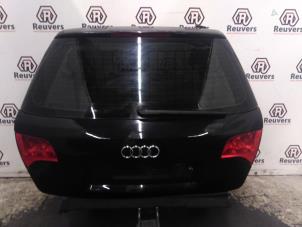 Begagnade Baklucka Audi A4 Avant (B7) 2.5 TDI V6 24V Pris € 125,00 Marginaltabell erbjuds av Autorecycling Reuvers B.V.