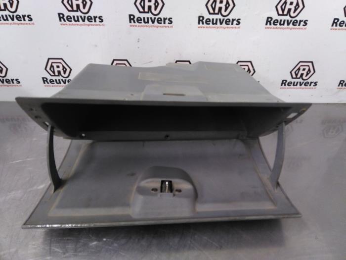 Handskfack från en LDV Maxus 2.5 Cdi 2008