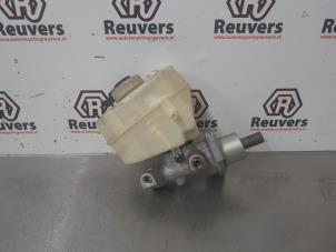 Begagnade Huvudcylinder BMW 3 serie (E46/4) 320i 24V Pris € 25,00 Marginaltabell erbjuds av Autorecycling Reuvers B.V.