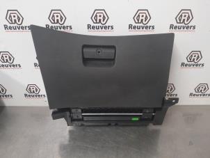 Gebruikte Dashboardkastje BMW 3 serie (E46/4) 320i 24V Prijs € 20,00 Margeregeling aangeboden door Autorecycling Reuvers B.V.