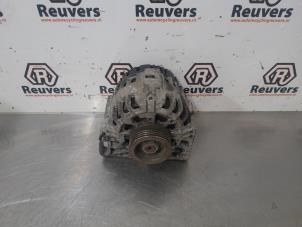 Gebruikte Dynamo Renault Clio II (BB/CB) 1.2 16V Prijs € 30,00 Margeregeling aangeboden door Autorecycling Reuvers B.V.
