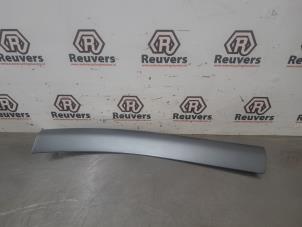 Gebruikte Dashboard sierlijst BMW 3 serie (E46/4) 323i 24V Prijs € 15,00 Margeregeling aangeboden door Autorecycling Reuvers B.V.