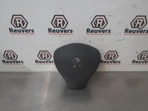Używane Poduszka powietrzna lewa (kierownica) Peugeot 107 1.0 12V Cena € 200,00 Procedura marży oferowane przez Autorecycling Reuvers B.V.