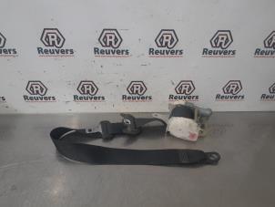 Używane Pas bezpieczenstwa lewy przód Peugeot 107 1.0 12V Cena € 50,00 Procedura marży oferowane przez Autorecycling Reuvers B.V.