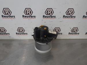 Używane Silnik wentylatora nagrzewnicy Fiat Panda (169) 1.1 Fire Cena € 20,00 Procedura marży oferowane przez Autorecycling Reuvers B.V.