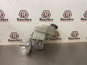 Begagnade Huvudcylinder Opel Meriva 1.3 CDTI 16V Pris € 25,00 Marginaltabell erbjuds av Autorecycling Reuvers B.V.