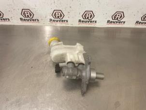 Gebruikte Hoofdremcilinder Fiat Panda/Pandina (312) 0.9 TwinAir 65 Prijs € 25,00 Margeregeling aangeboden door Autorecycling Reuvers B.V.