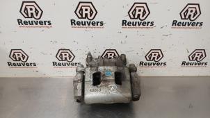 Gebruikte Remklauw (Tang) rechts-voor Mitsubishi Outlander (GF/GG) 2.4 16V 4x4 Prijs € 40,00 Margeregeling aangeboden door Autorecycling Reuvers B.V.