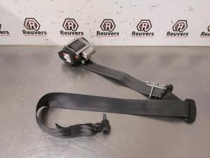 Używane Pas bezpieczenstwa lewy przód Ford C-Max (DXA) 1.0 Ti-VCT EcoBoost 12V 125 Cena € 75,00 Procedura marży oferowane przez Autorecycling Reuvers B.V.