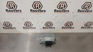 Używane Regulator napiecia Ford C-Max (DXA) 1.0 Ti-VCT EcoBoost 12V 125 Cena € 20,00 Procedura marży oferowane przez Autorecycling Reuvers B.V.