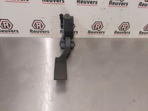 Gebruikte Gaspedaal Kia Soul I (AM) 1.6 CRDi 16V Prijs € 25,00 Margeregeling aangeboden door Autorecycling Reuvers B.V.