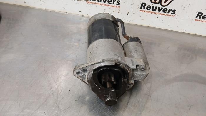 Startmotor från en Kia Soul I (AM) 1.6 CRDi 16V 2009